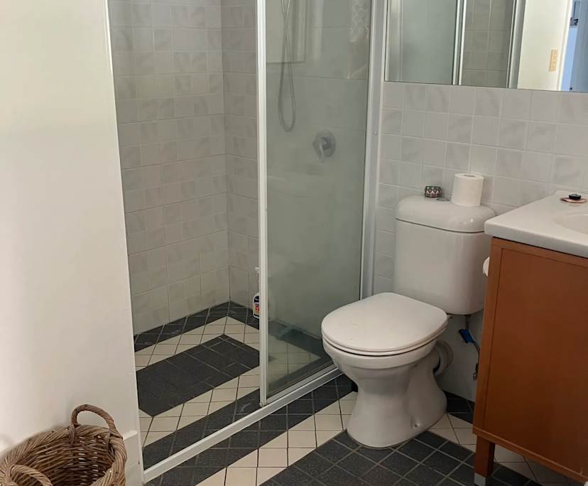 Furnished room with own bathroom
