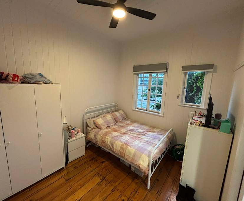 $295, Share-house, 4 bathrooms, Milton QLD 4064