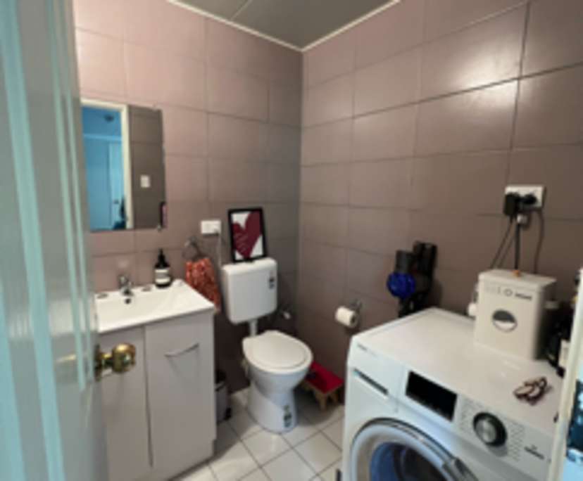 Furnished room studio flat for rent
