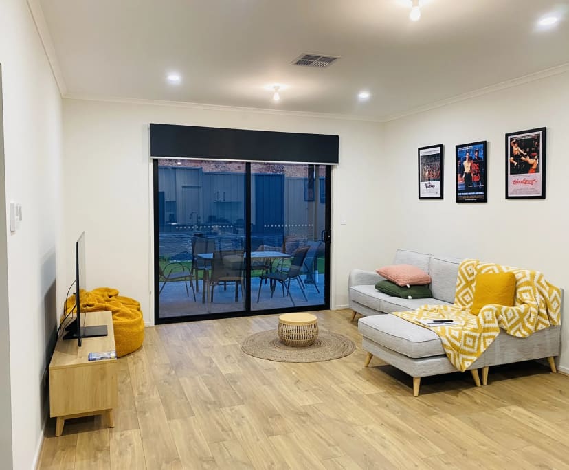 Furnished room with own bathroom