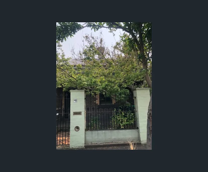 Whole property with 2 rooms for rent