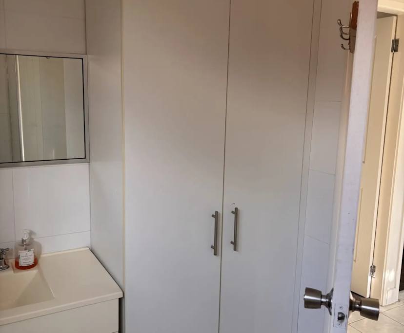 Unfurnished room with own bathroom