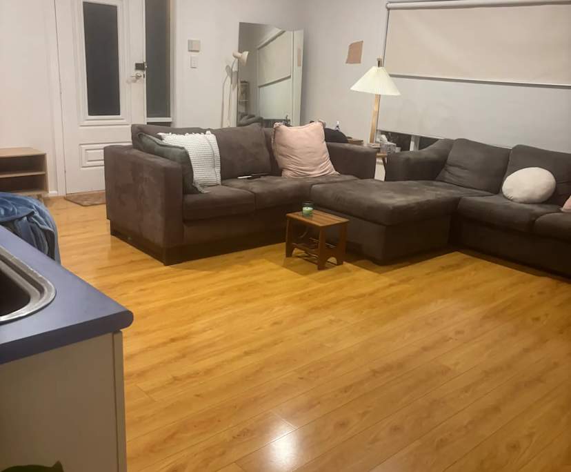 Unfurnished room in a share house