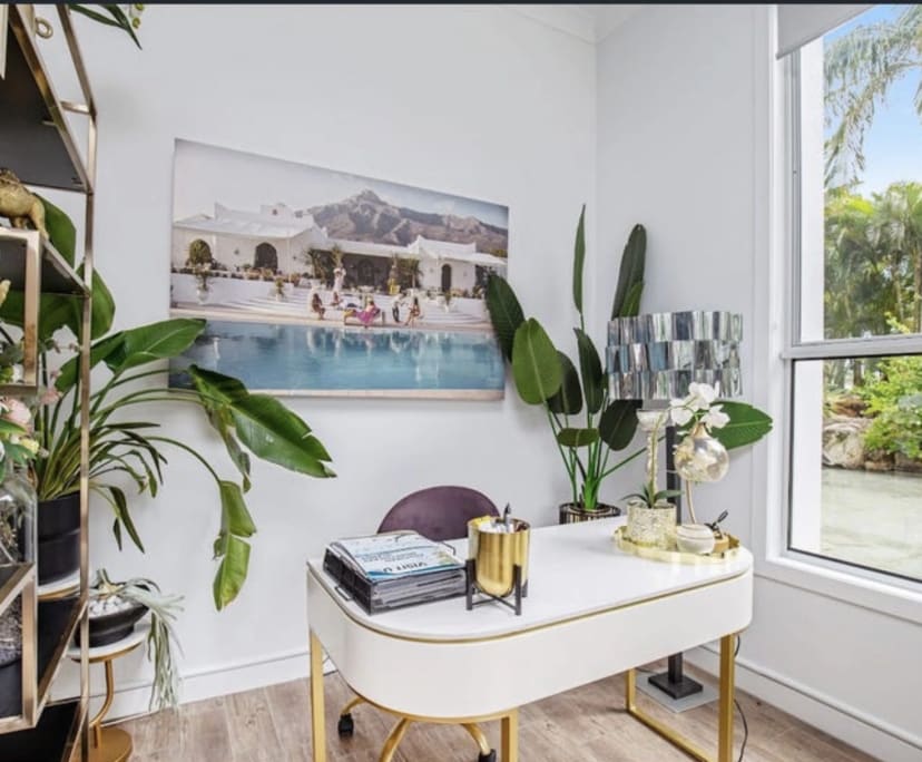 Whole property with 2 rooms for rent