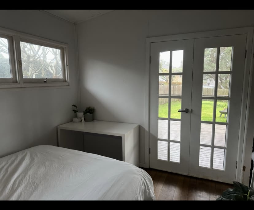 Room in a share house