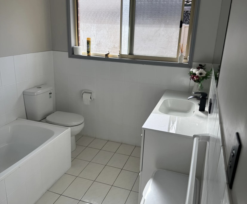 $350, Share-house, 3 bathrooms, Tweed Heads South NSW 2486