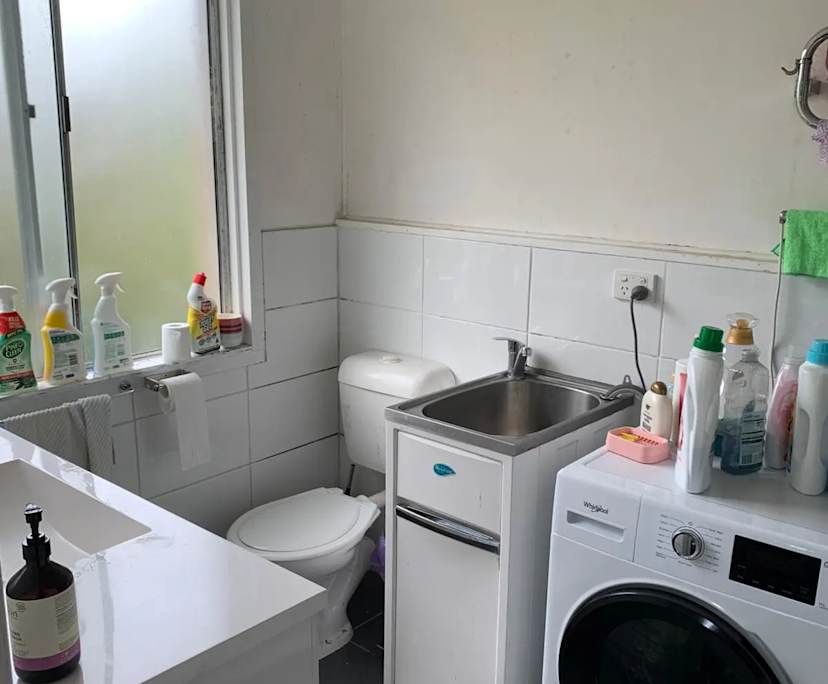 $175, Share-house, 3 bathrooms, Sandy Bay TAS 7005