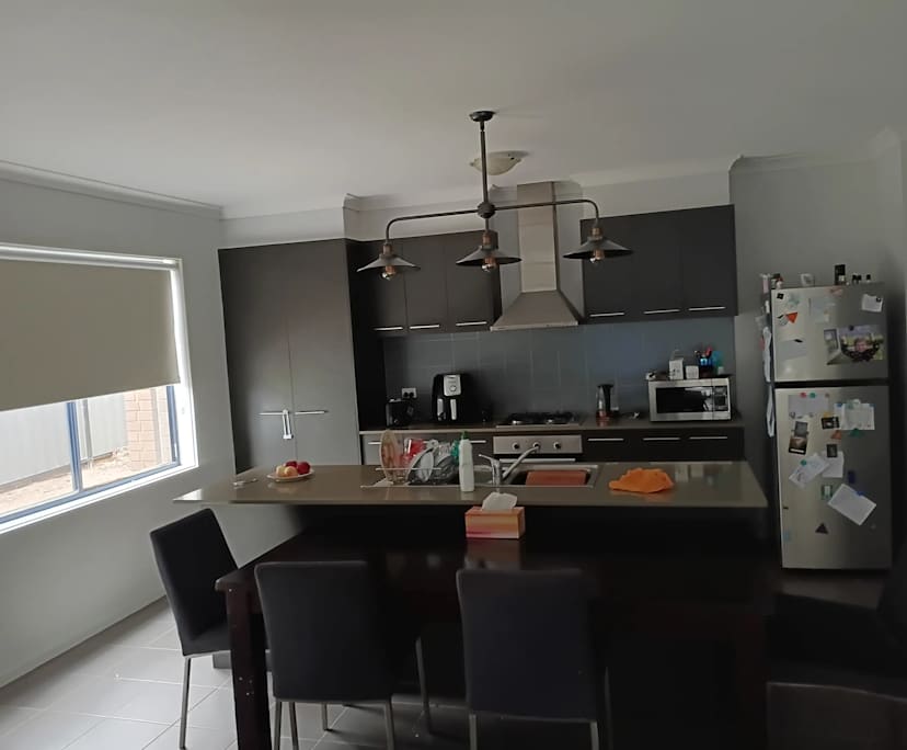 $275, Share-house, 3 bathrooms, Pakenham VIC 3810