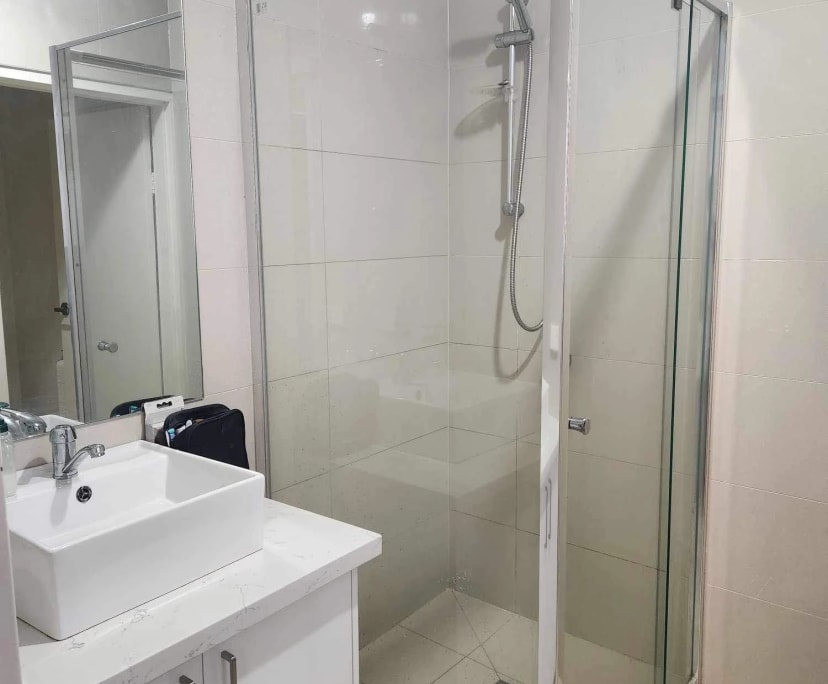 $350, Flatshare, 2 bathrooms, St Kilda VIC 3182