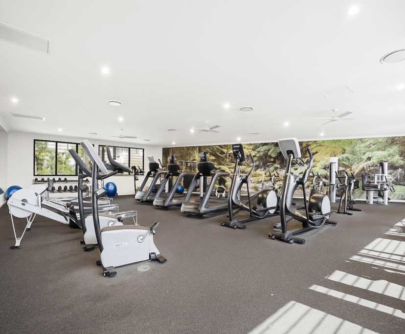 $650, 1-bed, 1 bathroom, Southport QLD 4215