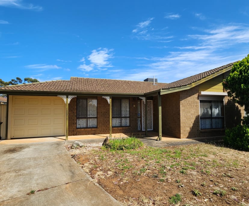 Whole property with 3 rooms for rent
