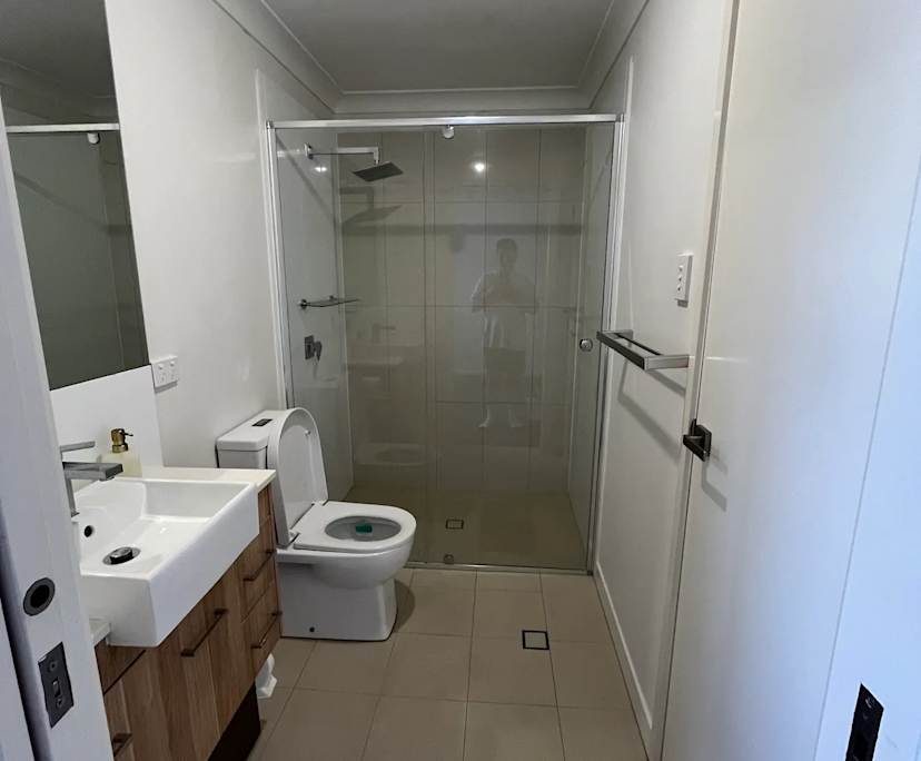 $400, Flatshare, 2 bathrooms, Kedron QLD 4031