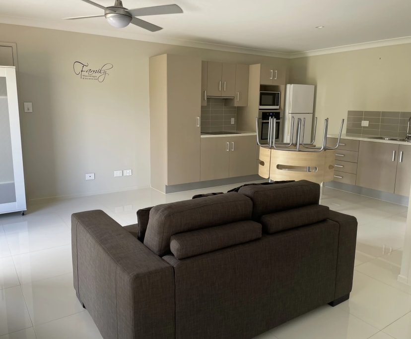 Granny Flat for Rent in New Beith, Brisbane 350,