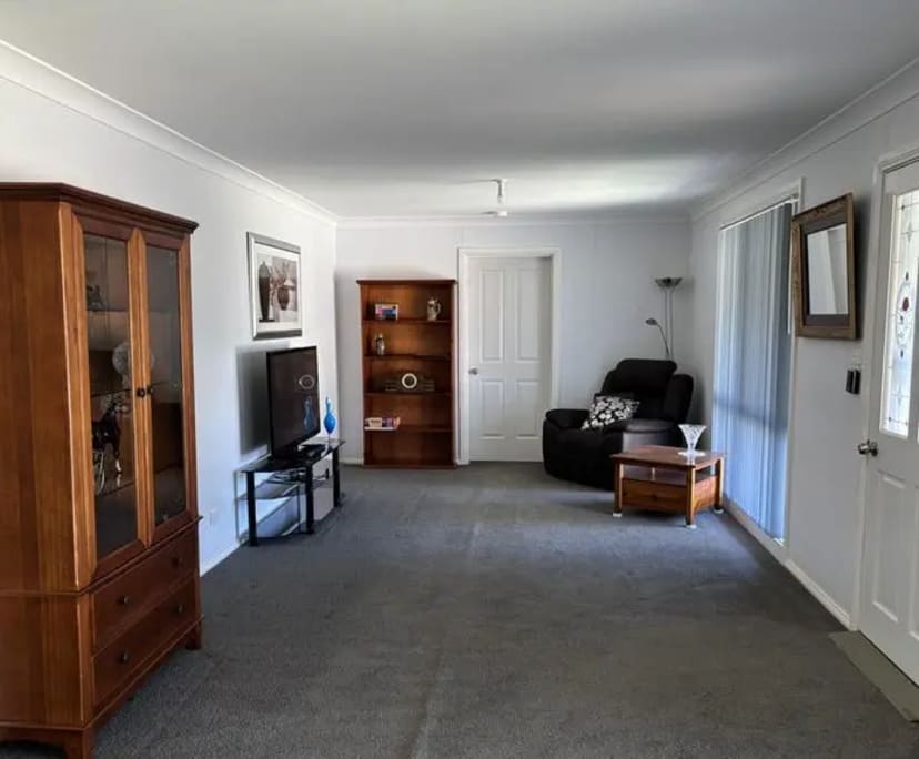 $260, Share-house, 3 bathrooms, Parkes NSW 2870
