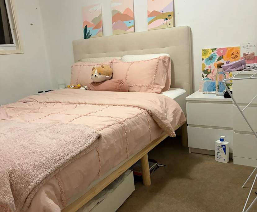 Room with ensuite in a share house