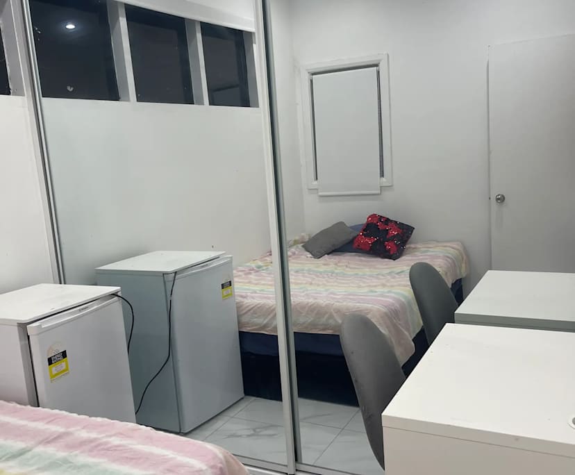 $250, Share-house, 4 bathrooms, Roselands NSW 2196