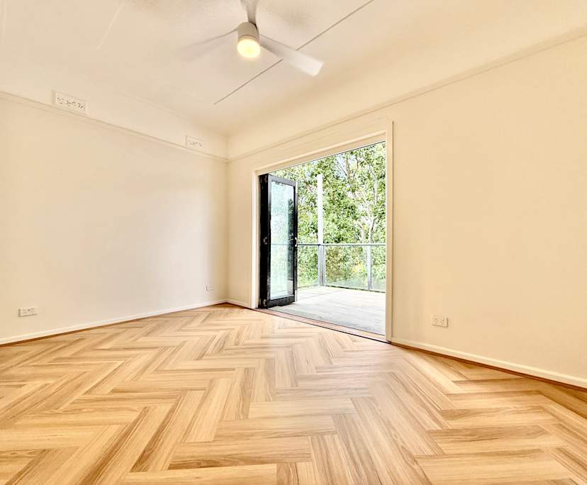 $1,400, Whole-property, 2 bathrooms, Bronte NSW 2024