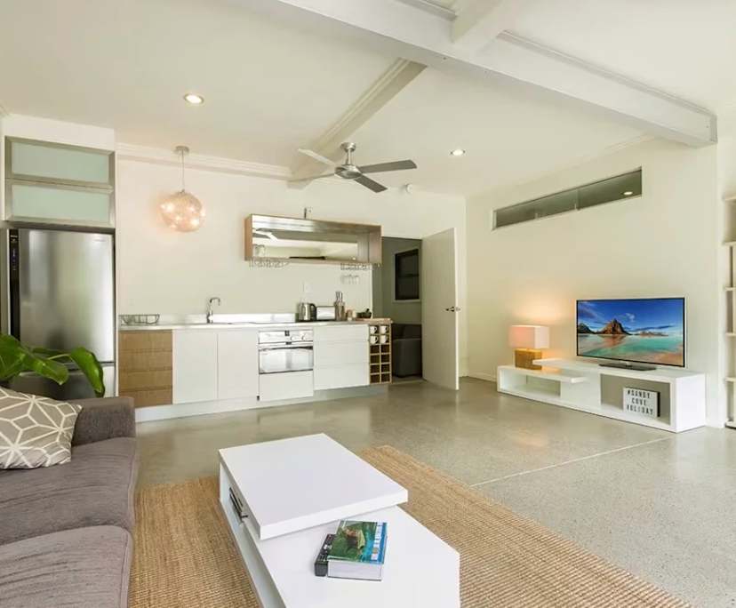 $750, Granny-flat, 2 bathrooms, Coolum Beach QLD 4573