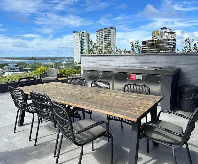 $460, Flatshare, 2 bathrooms, Southport QLD 4215