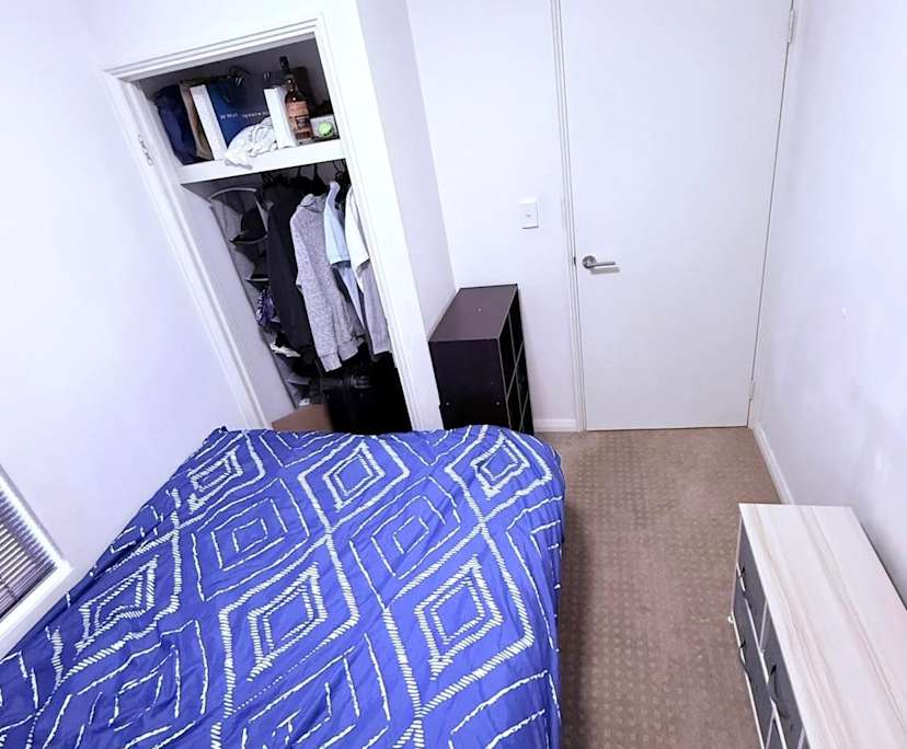 Room in a share house