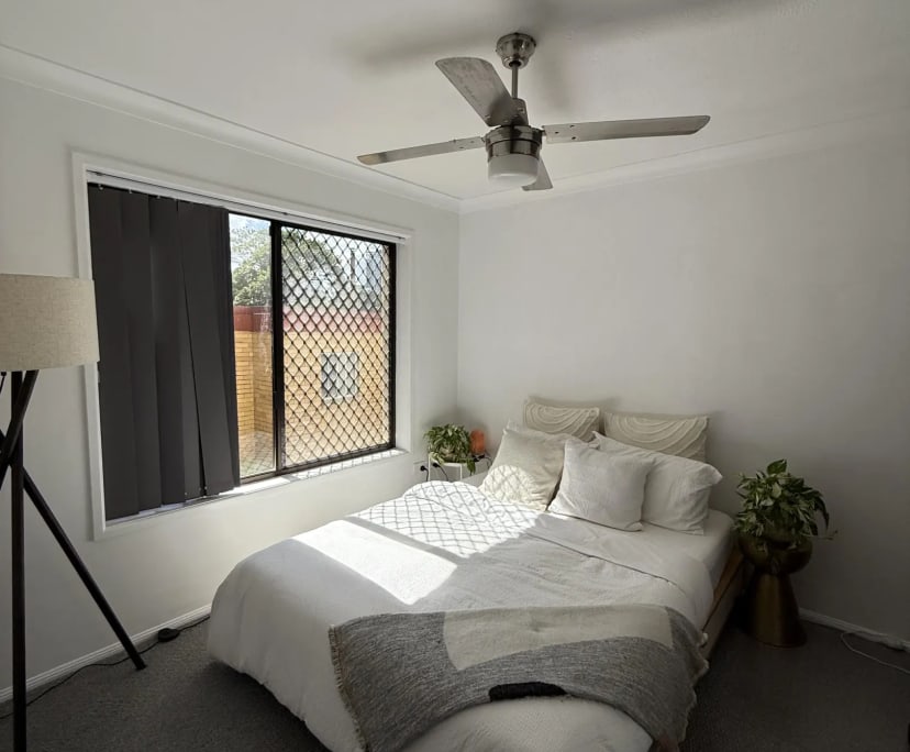 Furnished room with own bathroom