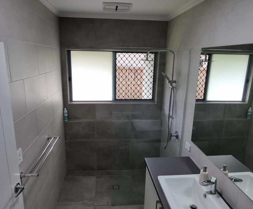 $250, Share-house, 4 bathrooms, Bentley Park QLD 4869