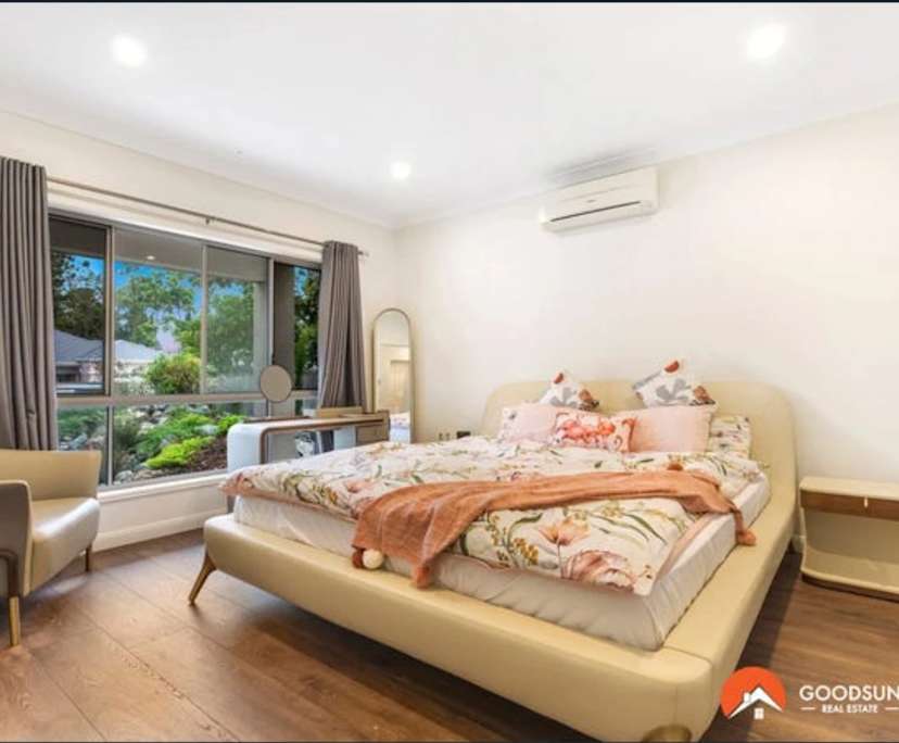 Unfurnished room in a share house