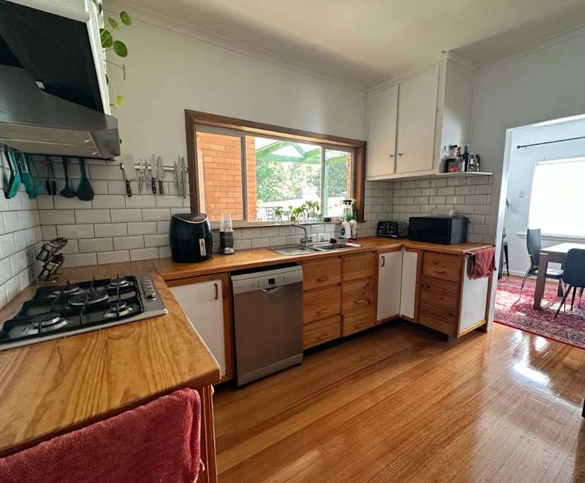 Furnished room in a share house