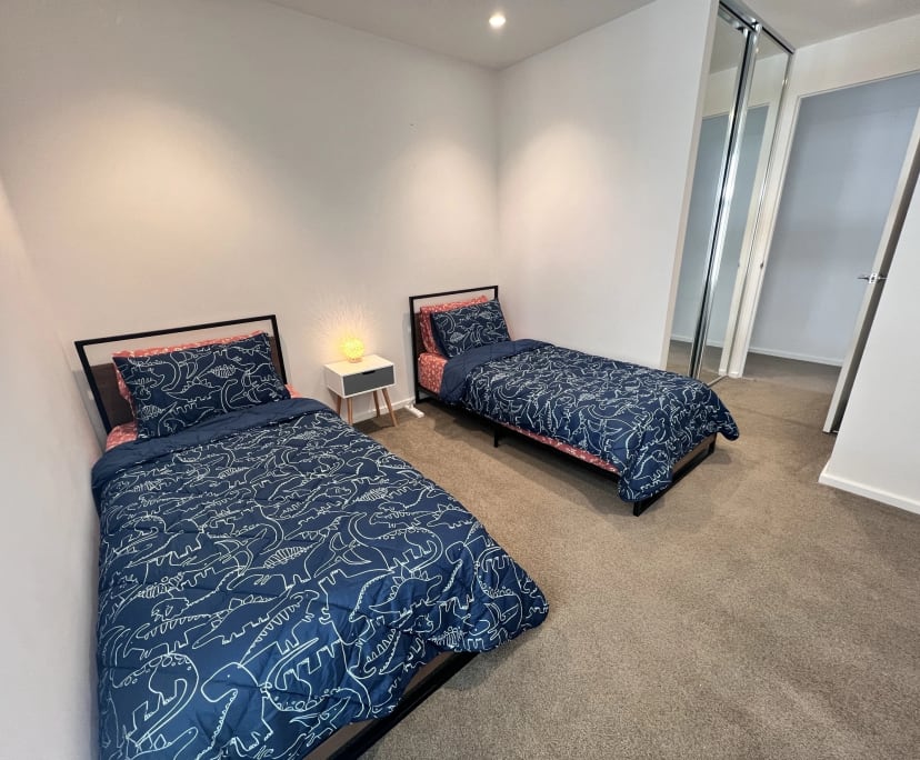 Furnished room in a flatshare