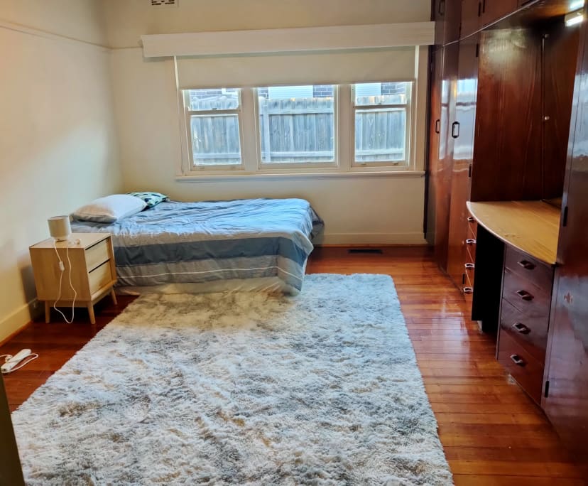 Furnished room in a share house