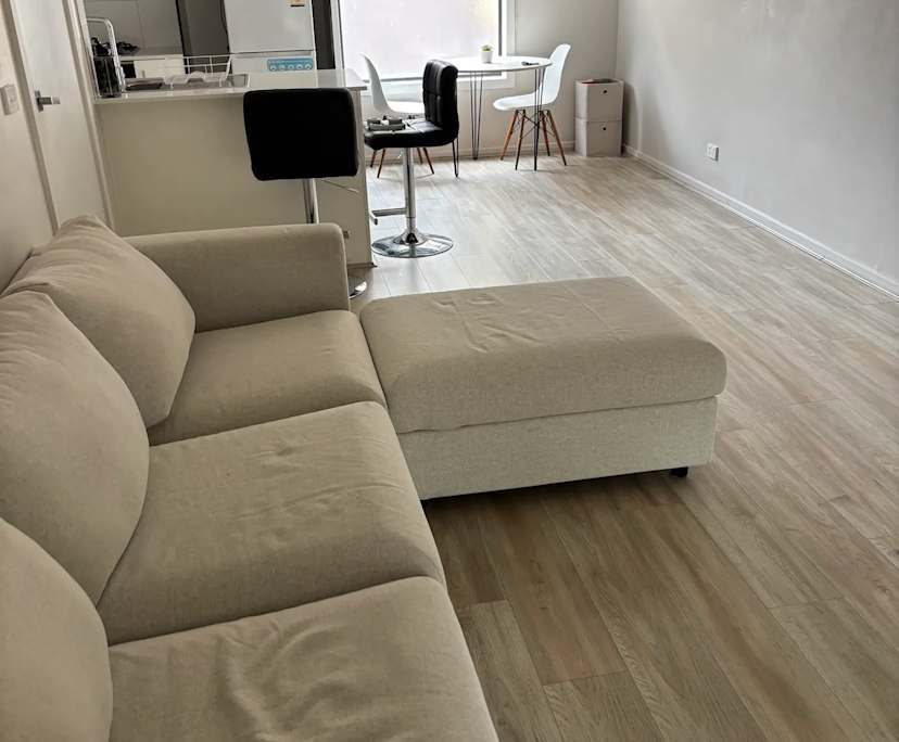 Furnished room with own bathroom