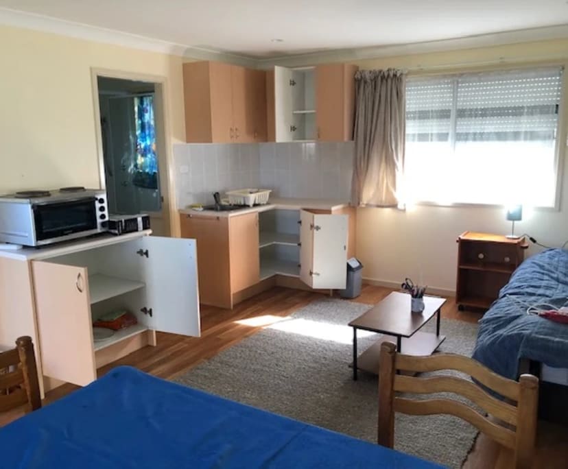 $250, Student-accommodation, 1 bathroom, Armidale NSW 2350