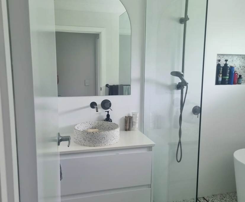 $350, Share-house, 6 bathrooms, Wynnum QLD 4178