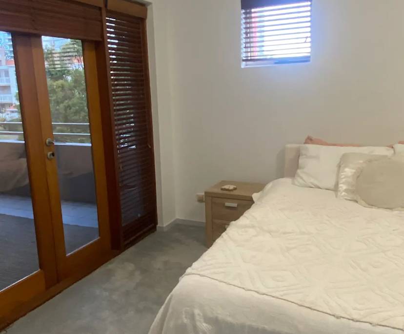 Unfurnished room with own bathroom