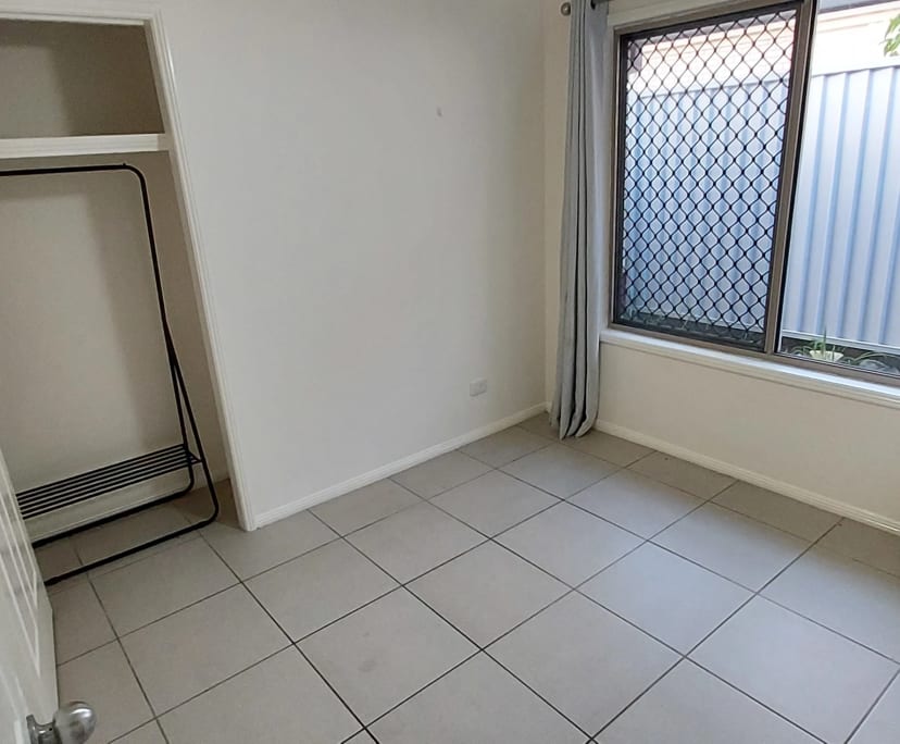 Unfurnished room in a share house