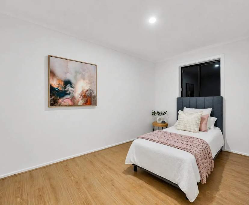 Room in a share house