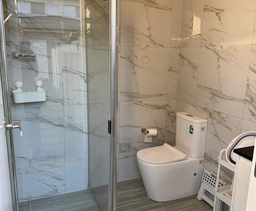 $370, Granny-flat, 1 bathroom, Panania NSW 2213