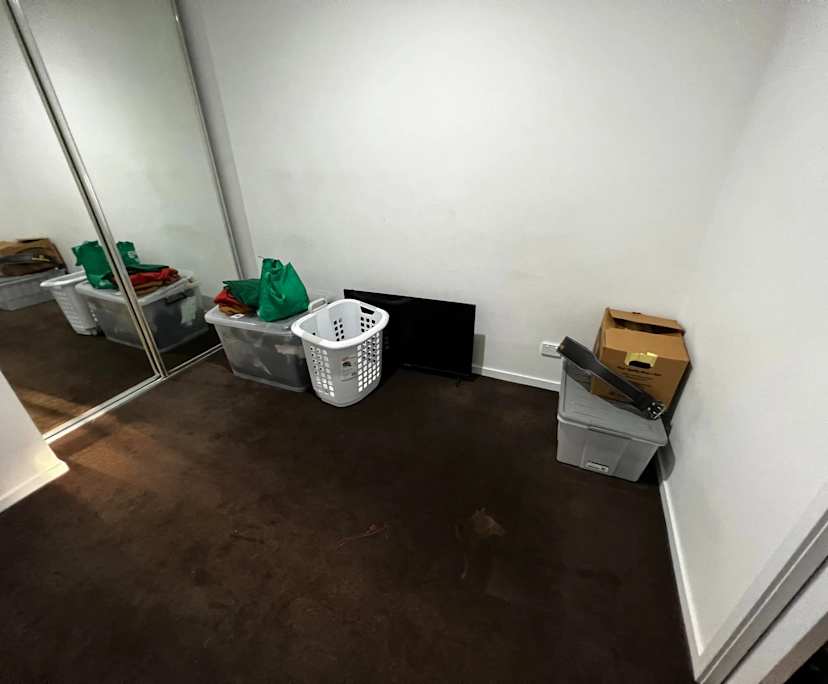 $250, Flatshare, 2 bathrooms, Travancore VIC 3031