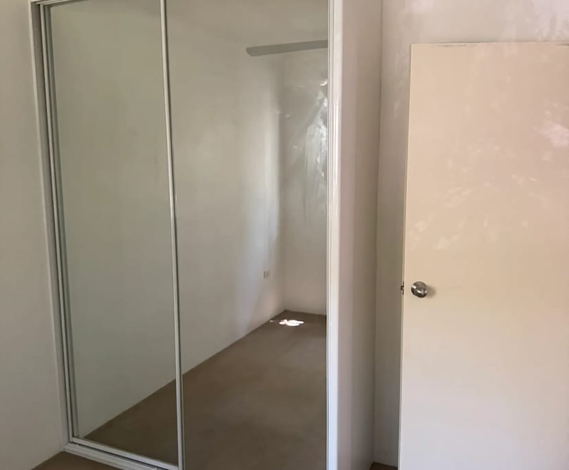 Unfurnished room in a flatshare