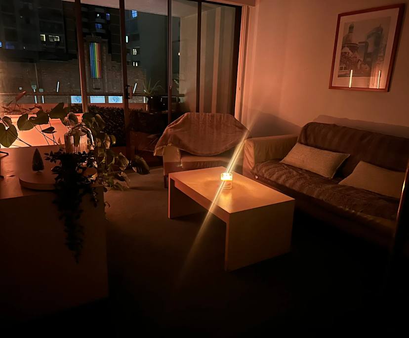 Furnished room in a flatshare