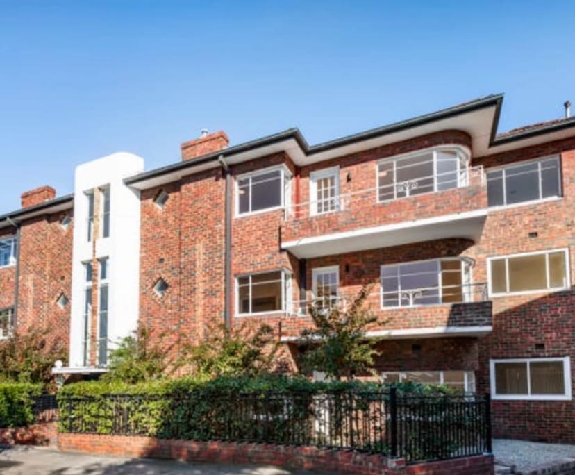 Whole property with 2 rooms for rent