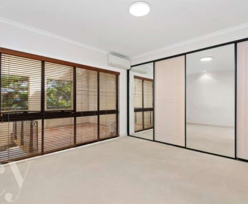 Unfurnished room with ensuite in a share house