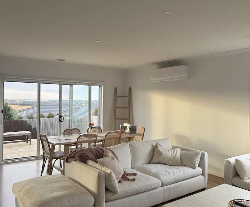 Unfurnished room with own bathroom