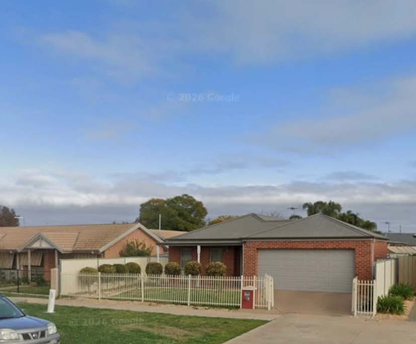 Whole property with 3 rooms for rent