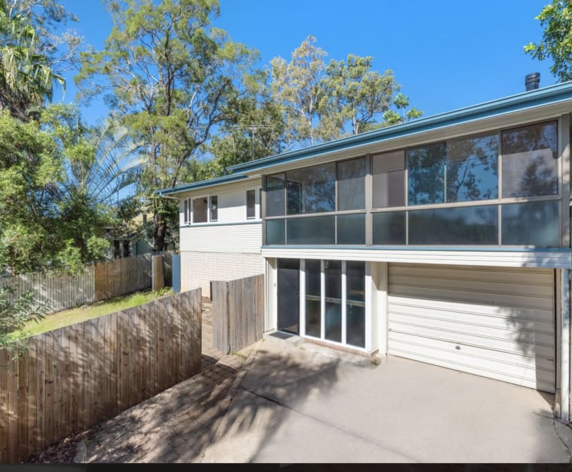 Room for Rent in Samford Village, Brisbane 300, F...