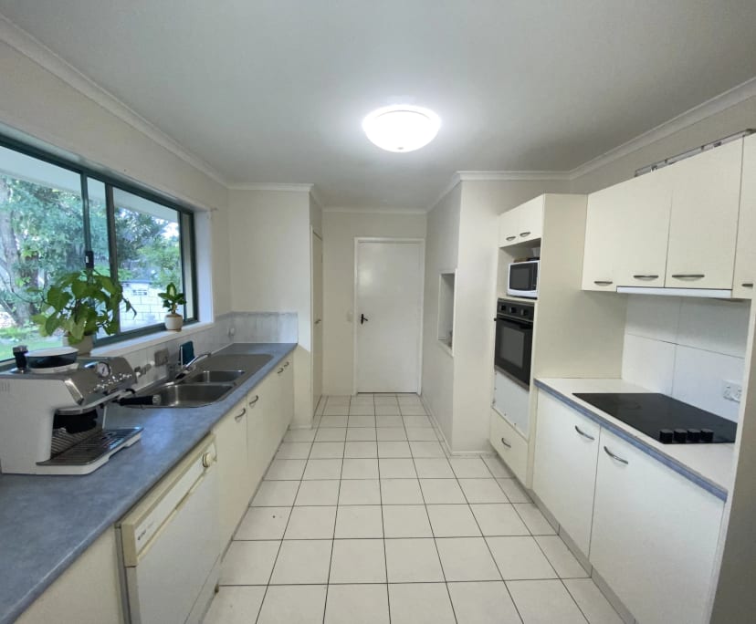 $280, Share-house, 3 bathrooms, Bundall QLD 4217