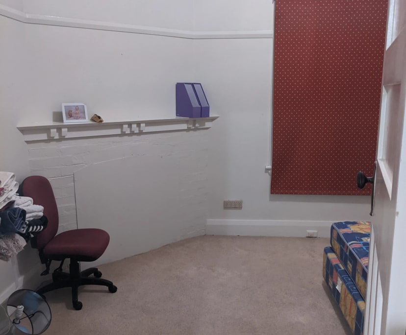 Room for Rent in Queanbeyan, Canberra 260, Flexib...
