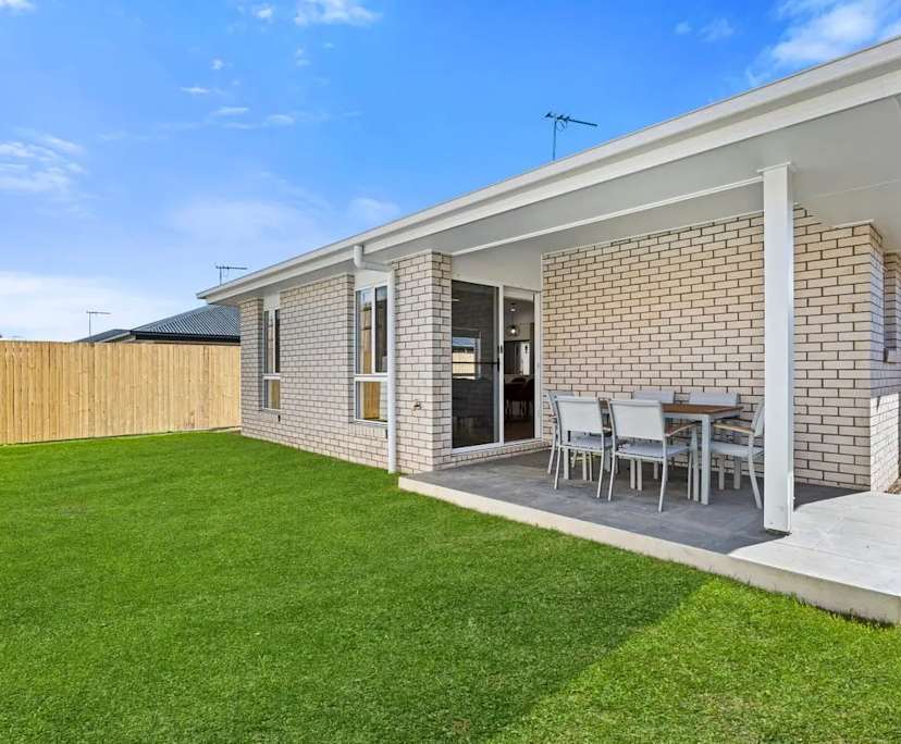 $310, Share-house, 3 bathrooms, Redbank Plains QLD 4301