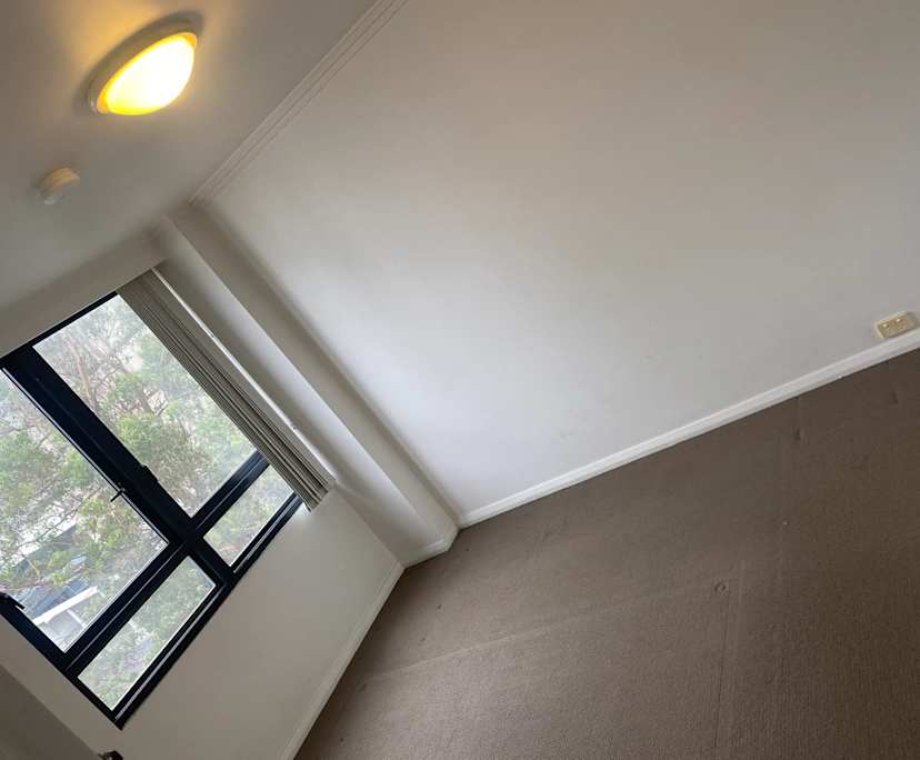 Unfurnished room with own bathroom