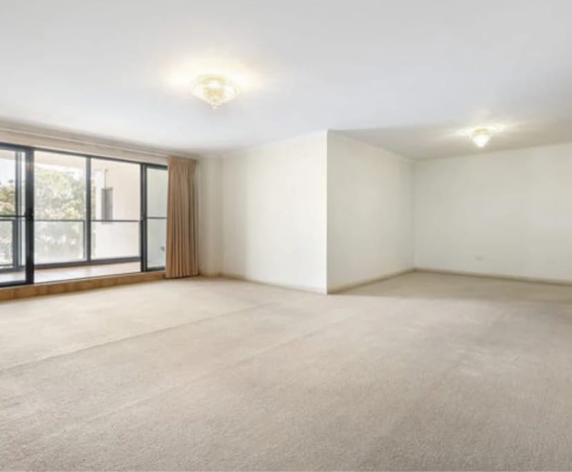 Room for Rent in Newcastle, Newcastle 270, Unfurn...